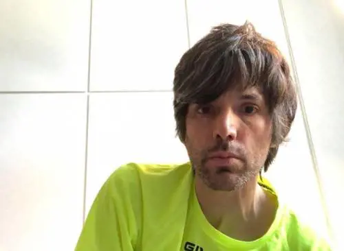 "Quello mi ha sfan...?": Bugo attacca la Ferilli