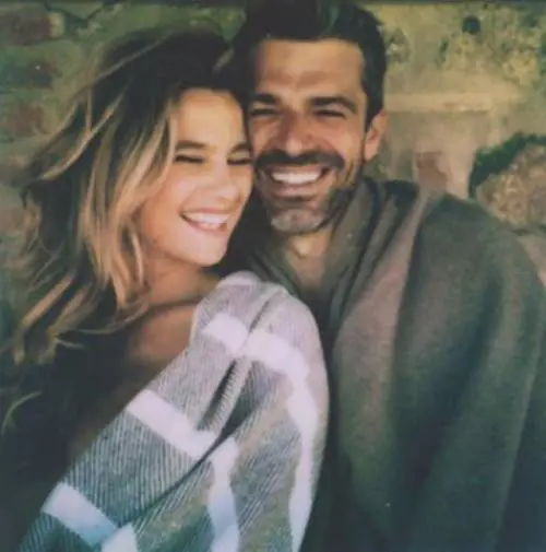 "Il regalo più bello è qua". Luca Argentero, compleanno magico  con Cristina senza veli