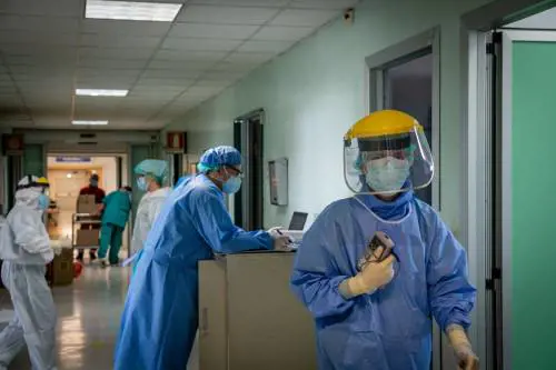 Medici e pediatri in prima linea "Ma per loro nessun rimborso"