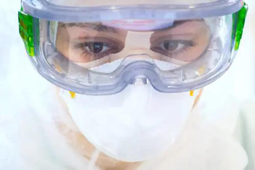 Varese, un test rapido sulla saliva per individuare il Covid-19: sarà sperimentato su 100 pazienti