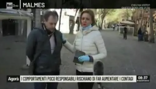 La gaffe l'inviata di Agorà: "Non siamo fortunati, non c'è nessuno"