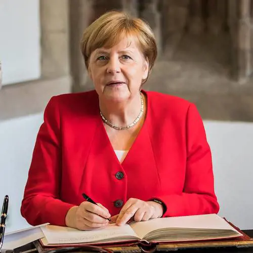 Der Spiegel ora fa dietrofront: "L'Italia non è spendacciona"