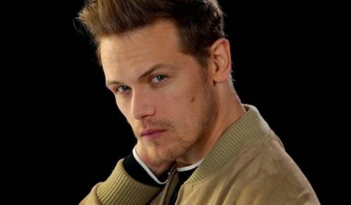 "Sono stato vittima di stalking e bullismo". Sam Heughan, star di Outlander, si rivela sui social