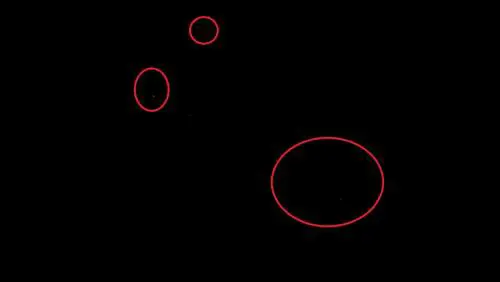 Puntini luminosi si muovono nel cielo: ma non si tratta di "alieni"
