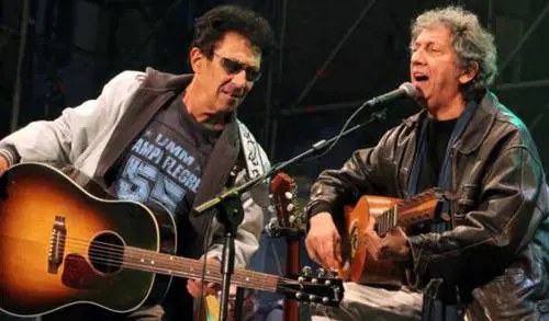 Edoardo ed Eugenio Bennato cantano insieme: "Un brano sul 'day after' che stiamo vivendo"