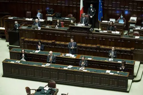 Quelle voci in Parlamento: il governo non vedrà l'estate