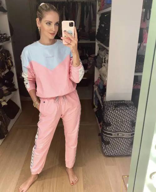 La tuta della Ferragni da più di 300 euro è sold out in poche ore