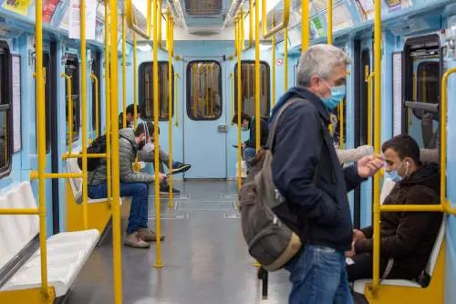 Bar e spiagge, le linee guida. La Regione: "Problema metrò"