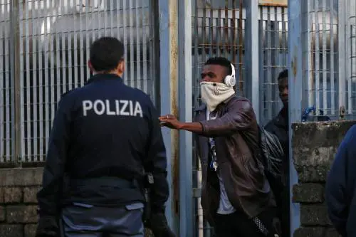 Vogliono silenziare i giornalisti che non tifano per l'invasione