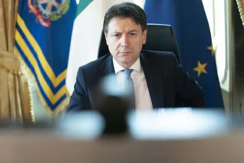 Conte bluffa ancora una volta: ma ecco cosa ci impone l'Ue