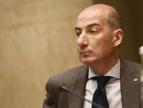 Obbligo per i privati, il tema è sul tavolo. Dubbi di Confedilizia