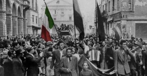 Viva il 25 aprile liberale, non quello comunista