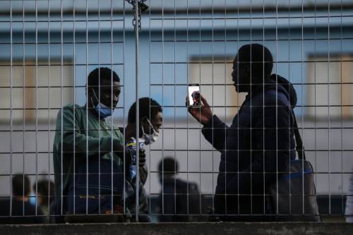 La rivolta del Nord contro la Lamorgese: "Non accogliamo più immigrati"