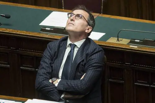 Giallo "rinforzato" per tutta Italia. Ristoranti aperti per i pranzi festivi