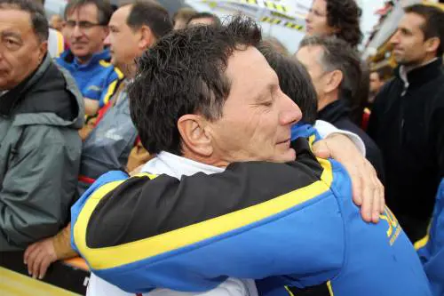 "Siamo come in guerra. Abbandonati dal governo ci salva l'unità dei team"