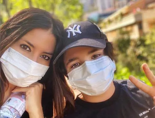 Elisabetta Gregoraci teme per il figlio: "Nathan ha paura di uscire. Non è facile"