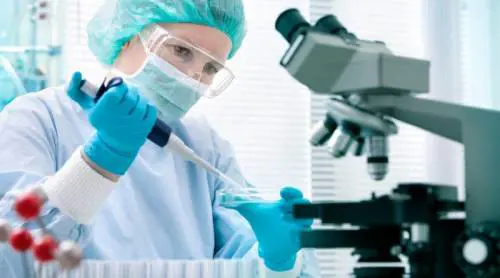 Farmaco anti-Ebola per Covid? Ecco tutta la verità sugli effetti