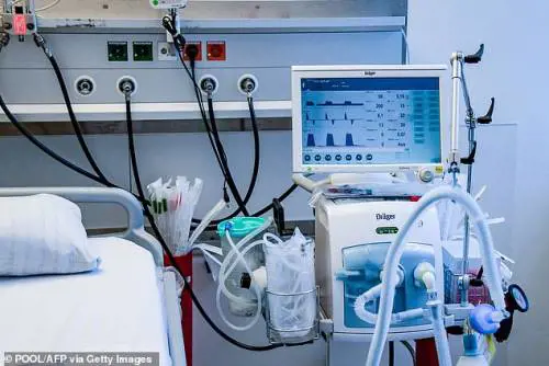 "Sono già gravi senza sintomi" Così il virus "entra" nei giovani