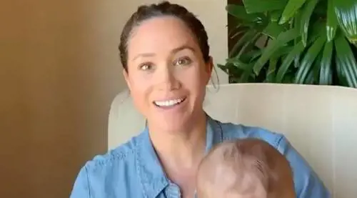 "Finta e pessima madre", così la biografa distrugge Meghan Markle