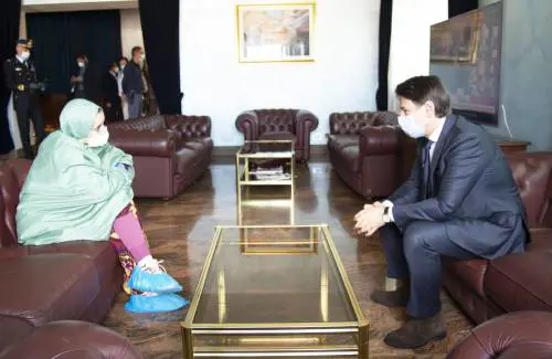 Le domande a cui Silvia non ha ancora risposto. "Condanna gli aguzzini?"