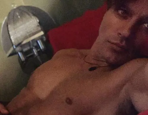 "Fai schifo", "Sei invecchiato..." Insulti a valanga su Gabriel Garko