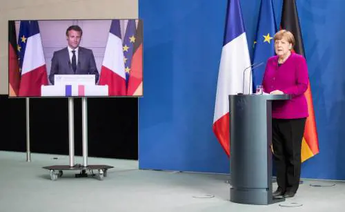 Patto Macron-Merkel per l'Ue: piano di aiuti per 500 miliardi