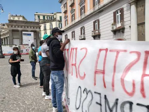 Il Pd apre alla maxi sanatoria: via il tetto ai flussi di migranti