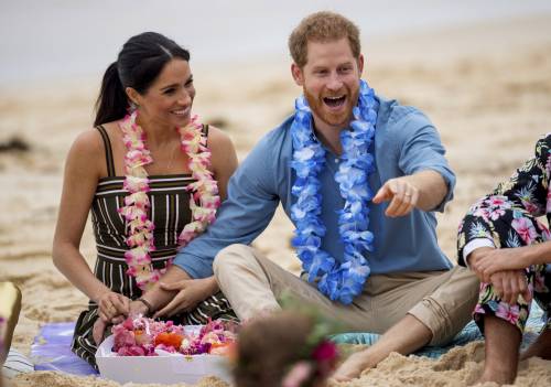 Gelo da Buckingham Palace. Nessun augurio per l’anniversario di Meghan Markle e del Principe