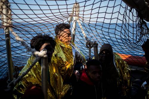 Non si fermano gli sbarchi: 135 migranti approdati a Lampedusa 