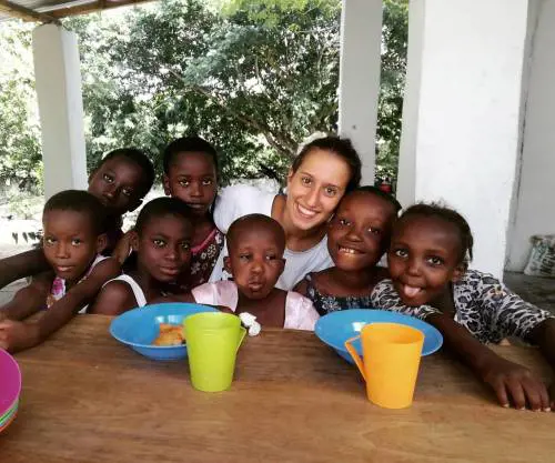 La verità oltre Silvia Romano: "Così viviamo sotto Al Shabaab"