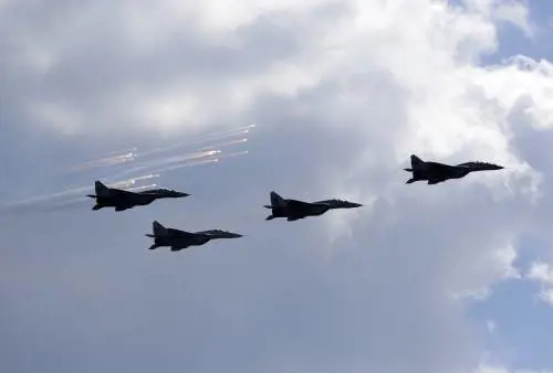 Ecco il vero piano di Putin dietro l'arrivo di jet russi in Libia