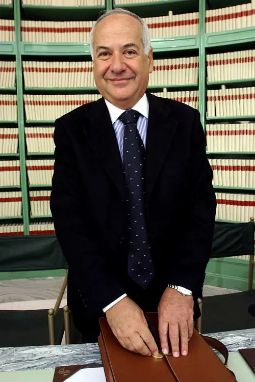 Atlantia pronta a far causa al governo