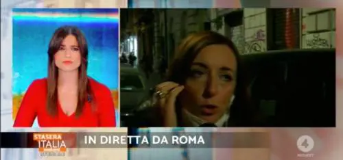 Aggressione per la troupe Mediaset che documentava la movida: "Ficcatela nel c... la telecamera"