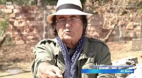 "L'uomo ha distrutto i dinosauri". La gaffe di Al Bano scatena il web