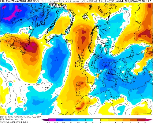 Scarto termico rispetto alla media 1981-2010 alle 12 di sabato 30 maggio