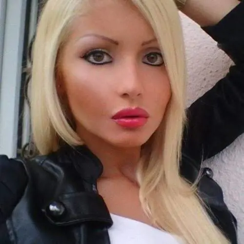 Alice Severi, ex bimba prodigio del piano trovata morta in casa