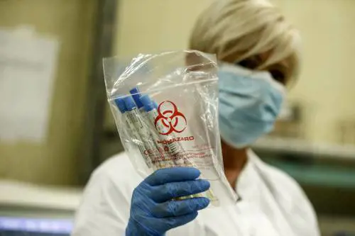 Laboratorio di analisi dei tamponi