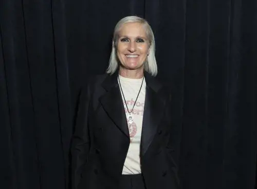 Ricavi Lvmh in frenata. Chiuri torna in Fendi