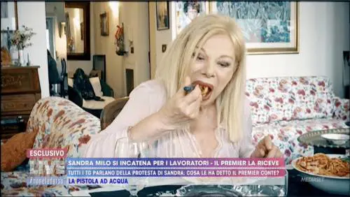 Sandra Milo: "Conte mi ha detto che ha bisogno della mia allegria"