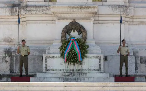 Quel simbolo di una nazione che non deve dividere