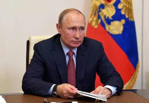 Why Putin Should Not Overestimate His Support