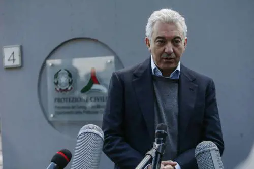Toh, il flop delle mascherine fa curriculum: Arcuri promosso a commissario per le scuole