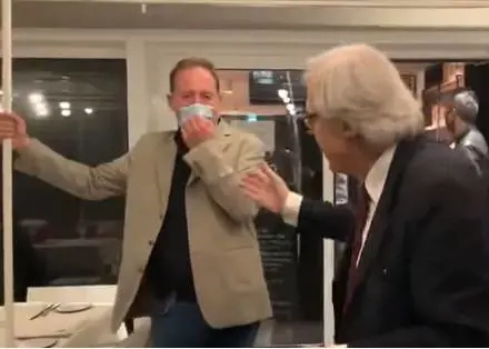 Se la sinistra in Alto Adige presenta un'interrogazione sulle battute di Sgarbi