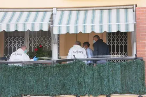 "Esce con l'amante". Uccide l'ex moglie ma lei andava a curarsi