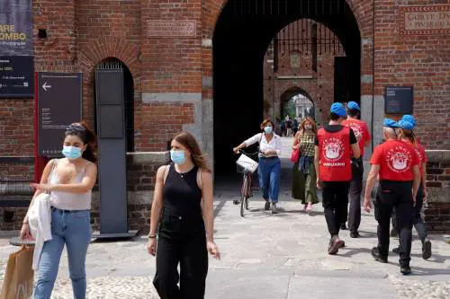 "Un vaccino? Nessuna garanzia". L'Oms spegne le speranze