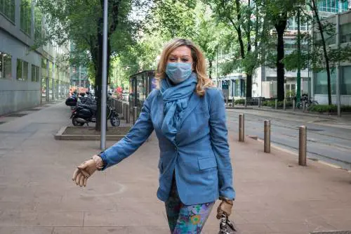 Rizzoli sui negazionisti: "Carenze cognitive, si chiama effetto Dunning-Kruger"