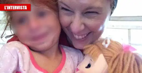 "Multata per abbraccio a figlio?  ​È inopportuno, la pagheremo noi"