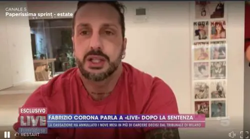 Fabrizio Corona dopo la sentenza: “Sentirete presto parlare di me”