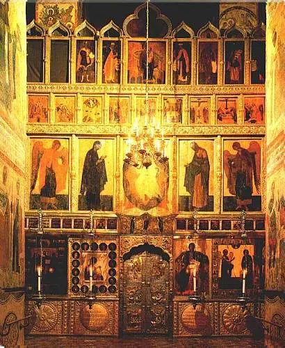 Russia, si ribella agli ordini anti-Covid e si barrica in un monastero