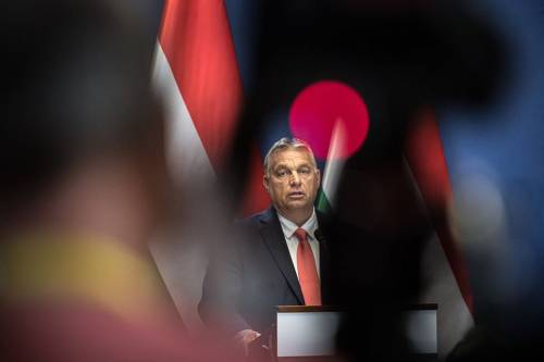 Giudici contro Orban: legge anti Soros "non conforme al diritto Ue"